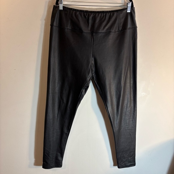 7 FOR ALL MANKIND Sz 1X Faux Leather Leggings High Rise Comfort Waist - Picture 2 of 6